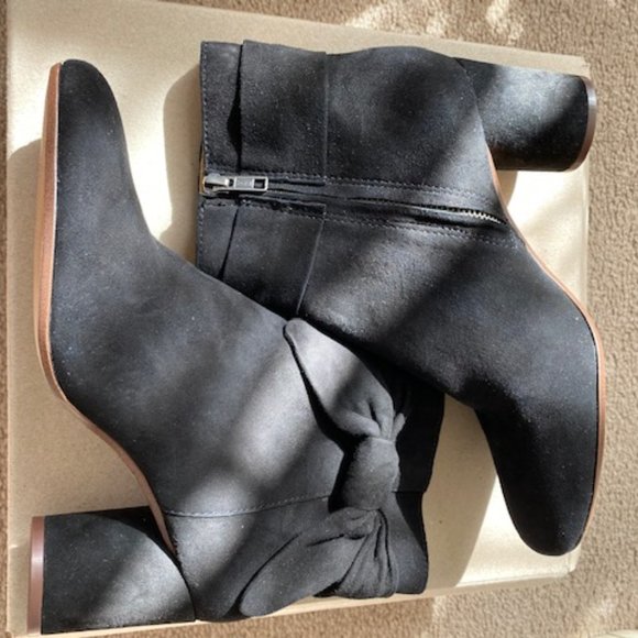 Madewell suede heeled bootie - NWT - Picture 4 of 5